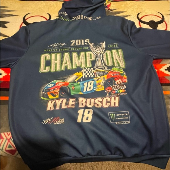 Kyle Busch #18 Monster Energy NASCAR Cup Series Champion Hoodie - Medium - Picture 2 of 3
